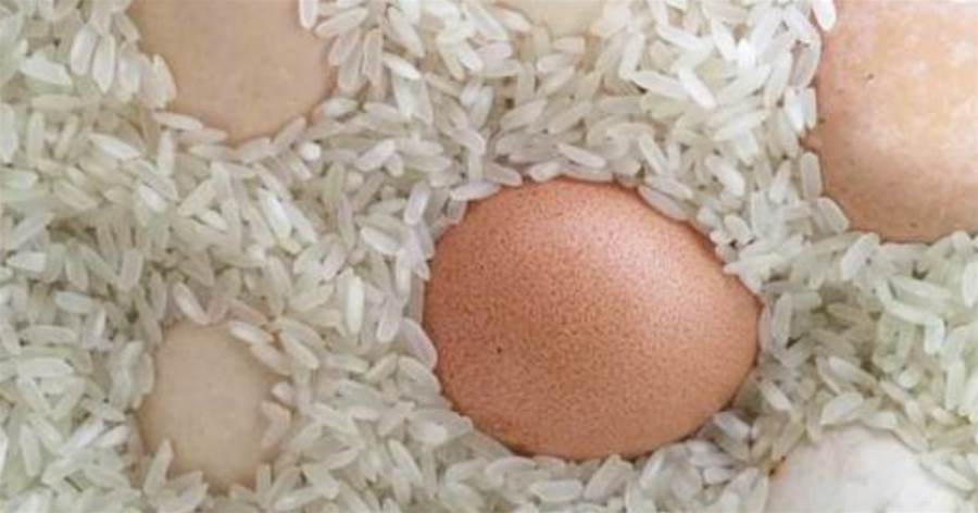 大米中放幾個雞蛋，帶來的效果真不錯，用這招解決了一個大難題