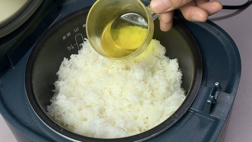 蒸米飯別只加清水了，教妳飯店不外傳的秘訣，粒粒分明軟硬適中
